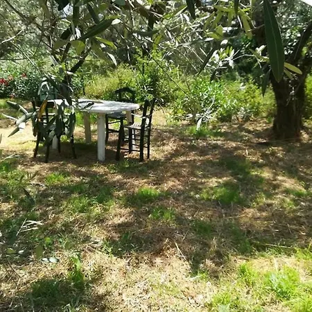 Ferienhaus Irinis Kala Nera